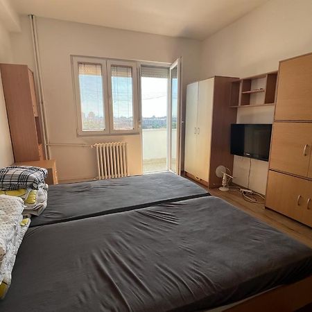 Vik Apartments Skopje Bagian luar foto